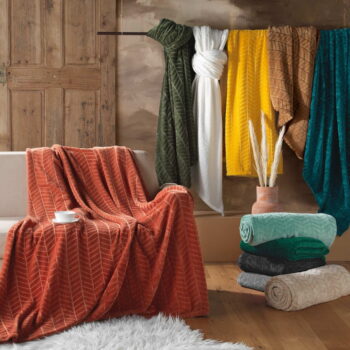 Kaki pléd z mikroflanelu 180x220 cm Arya – douceur d'intérieur - Image 4