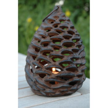 Kovový lampáš (výška 18 cm) Pine Cone – Esschert Design – Obrázok 4