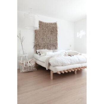 Dvojlôžková posteľ z borovicového dreva s roštom 180x200 cm Pace – Karup Design – Obrázok 5