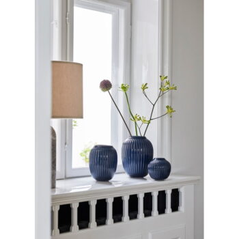 Tmavomodrá kameninová váza Kähler Design Hammershoi, výška 25 cm - Image 2