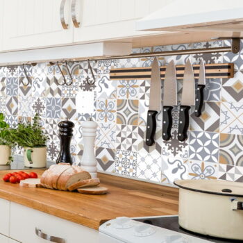 Sada 60 nástenných samolepiek Ambiance Cement Tiles Liliania, 15 x 15 cm – Obrázok 2