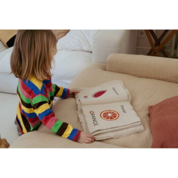 Senzorická knižka Colours – Lorena Canals – Obrázok 11