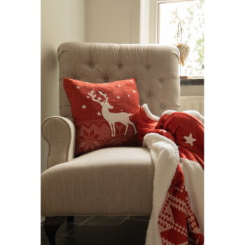 Červená deka s vianočným motívom s baránkom 130x150 cm – Tiseco Home Studio - Image 2