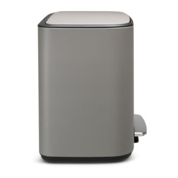 Svetlosivý nášľapný oceľový odpadkový kôš 36 l Bo – Brabantia - Image 5