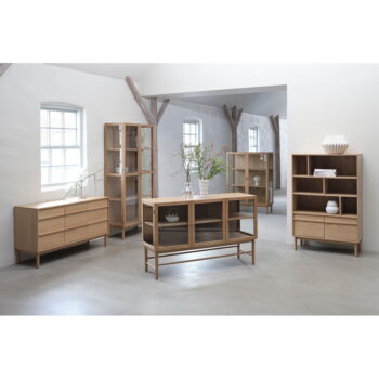 Vitrína z dubového dreva v prírodnej farbe 190x90 cm Elba – Unique Furniture - Image 8