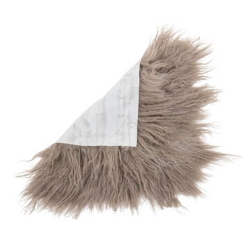 Ovčí sedák 40x40 cm Hilma – Bloomingville - Image 2