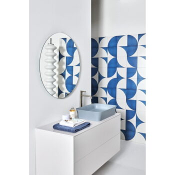 Svetlomodré keramické umývadlo 55x38 cm Ipalyss – Ideal Standard – Obrázok 5