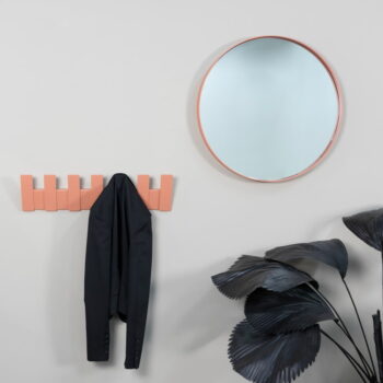 Kovový nástenný vešiak v lososovej farbe Angle – Spinder Design – Obrázok 5