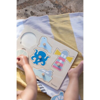 Drevené vkladacie puzzle (počet dielikov 6) Ocean – Kindsgut – Obrázok 3