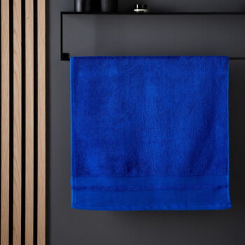 Modrá osuška 90x140 cm Zero Twist – Content by Terence Conran - Image 5