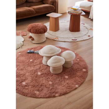 Detský puf v krémovo-tehlovej farbe Boletus – Lorena Canals - Image 4