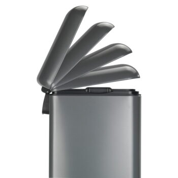 Oceľový pedálový odpadkový kôš Wenko, 30 l - Image 3