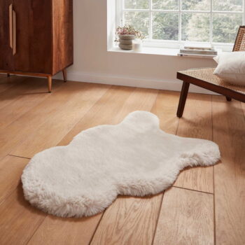 Krémovobiela syntetická kožušina 60x90 cm Super Teddy – Think Rugs – Obrázok 2