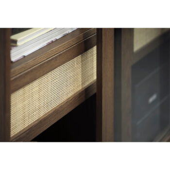 Tmavohnedá vitrína v dekore duba s posuvnými dverami 110x160 cm Barrali – Unique Furniture - Image 5