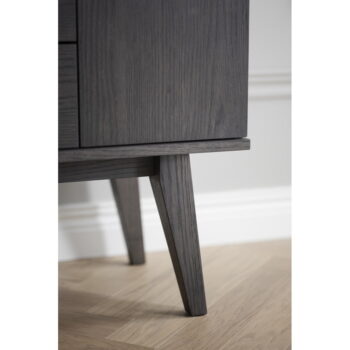 Hnedá nízka komoda v dekore duba 122x85 cm Filippa – Rowico – Obrázok 7