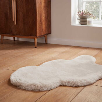 Krémovobiela syntetická kožušina 60x90 cm Super Teddy – Think Rugs – Obrázok 3