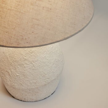 Biela stolová lampa s textilným tienidlom (výška 43 cm) Noara - Kave Home – Obrázok 3