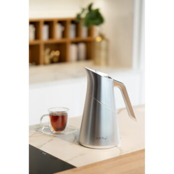 Termoska v matne striebornej farbe 1 l Soho – Vialli Design - Image 3