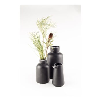 Čierna hliníková váza Zuiver Farma, výška 29 cm - Image 3