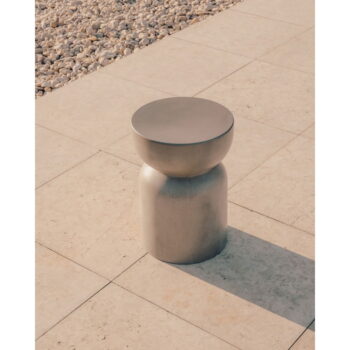 Okrúhly záhradný odkladací stolík ø 32 cm Garbet – Kave Home - Image 3