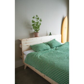 Dvojlôžková posteľ z borovicového dreva s roštom 160x200 cm Retreat – Karup Design – Obrázok 10