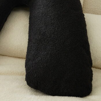 Vankúšik 80x23 cm Soft Boucle – Catherine Lansfield - Image 3