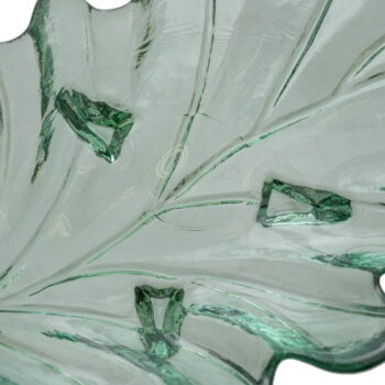 Sklenená dekoratívna tácka 19,5x35 cm Leaf – Ixia – Obrázok 4
