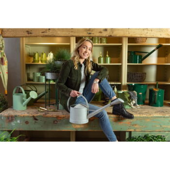 Kovová kanva na zalievanie 4,6 l – Esschert Design – Obrázok 3