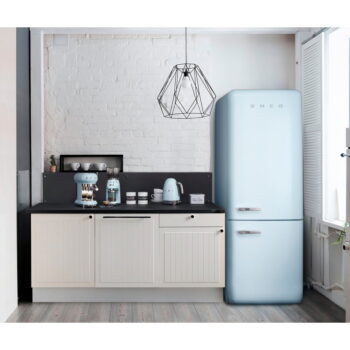 Svetlomodrý kávovar Retro Style – SMEG - Image 6