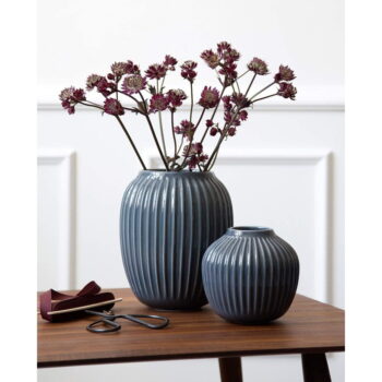 Antracitová kameninová váza Kähler Design Hammershoi, výška 12,5 cm – Obrázok 2