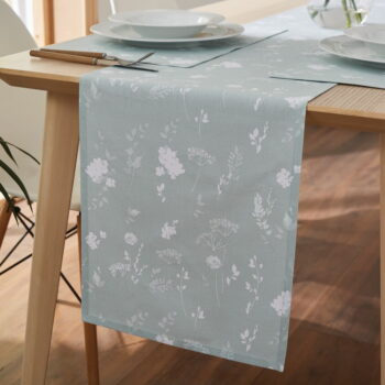 Bavlnený behúň na stôl 220x33 cm Meadowsweet Floral - Catherine Lansfield - Image 2
