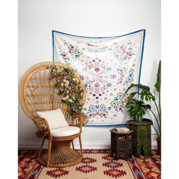 Tapiséria 140x140 cm Flowers – Really Nice Things - Image 2