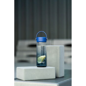 Modrá sklenená fľaša 350 ml Fuori – Vialli Design - Image 10