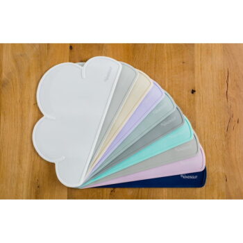 Tyrkysové silikónové prestieranie Kindsgut Cloud, 49 x 27 cm - Image 7