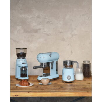 Svetlomodrý kávovar Retro Style – SMEG - Image 7