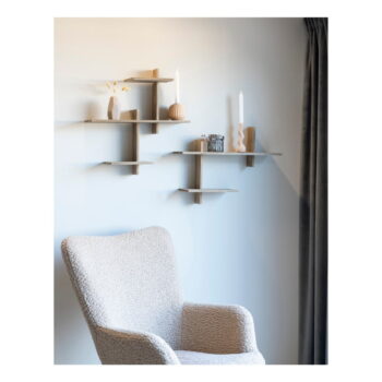 Poschodová polica z borovicového dreva v prírodnej farbe Ovada – House Nordic – Obrázok 4