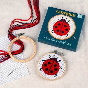 Kreatívna súprava Cross-stitch Kit Ladybird – Rex London - Image 2