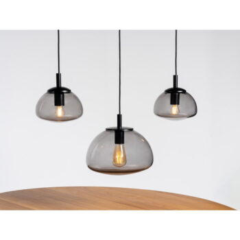 Čierne závesné svietidlo so skleneným tienidlom Flin – CustomForm – Obrázok 3