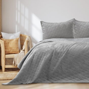 Svetlosivý zamatový prešívaný pléd 220x240 cm Laila – AmeliaHome – Obrázok 3