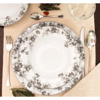 Porcelánový servírovací tanier v bielej a svetlosivej farbe ø 35,5 cm Foliage gray – Villa Altachiara - Image 2