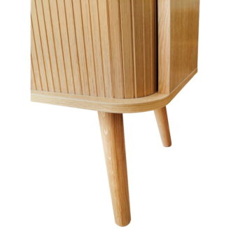 Vysoká komoda v dekore duba s posuvnými dverami v prírodnej farbe 83x95 cm Rove – Woodman – Obrázok 8