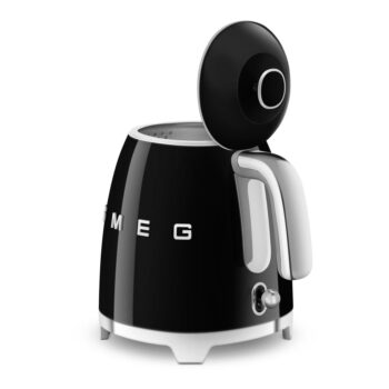 Čierna rýchlovarná kanvica z nehrdzavejúcej ocele 800 ml Retro Style – SMEG - Image 11