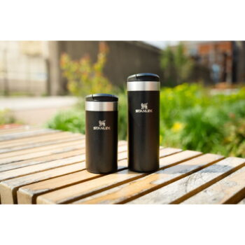 Čierny termo hrnček 350 ml – Stanley - Image 9