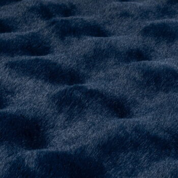 Tmavomodrá syntetická kožušina 120x170 cm Waffle Faux Fur – Flair Rugs – Obrázok 3