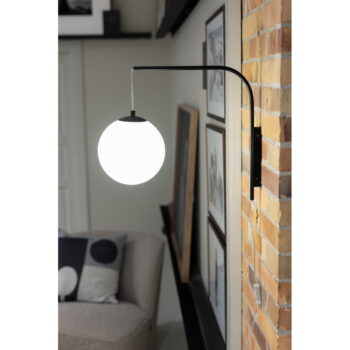 Čierno-biele nástenné svietidlo (dĺžka 47,5 cm) Dione - Markslöjd - Image 2