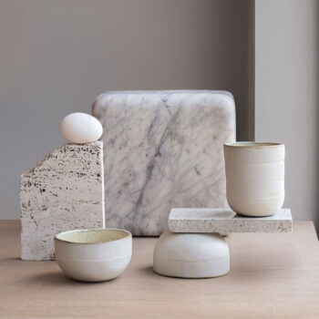 Biele misky v súprave 2 ks z kameňa ø 10 cm Sand Grain – Mette Ditmer Denmark - Image 3