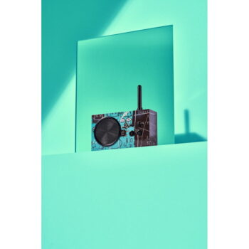 Rádio Tykho 3 Lexon x Jean-Michel Basquiat - Equals Pi – Lexon – Obrázok 3