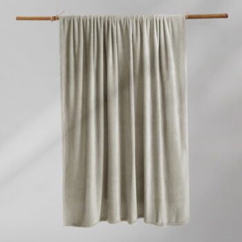 Krémová deka z mikrovlákna DecoKing Mic, 160 × 210 cm - Image 4