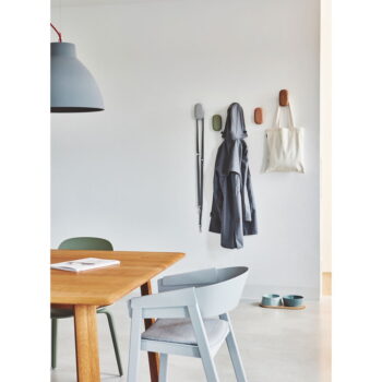 Zelený nástenný háčik z dubového dreva Gemma Oak Dusty Green – MiaCara - Image 2