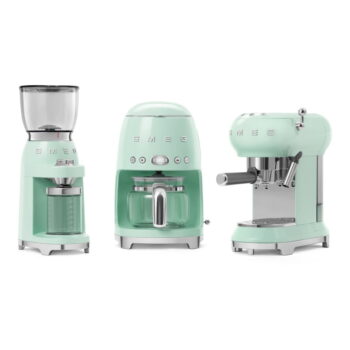 Svetlozelený kávovar na prekvapkávanú kávu Retro Style – SMEG - Image 3